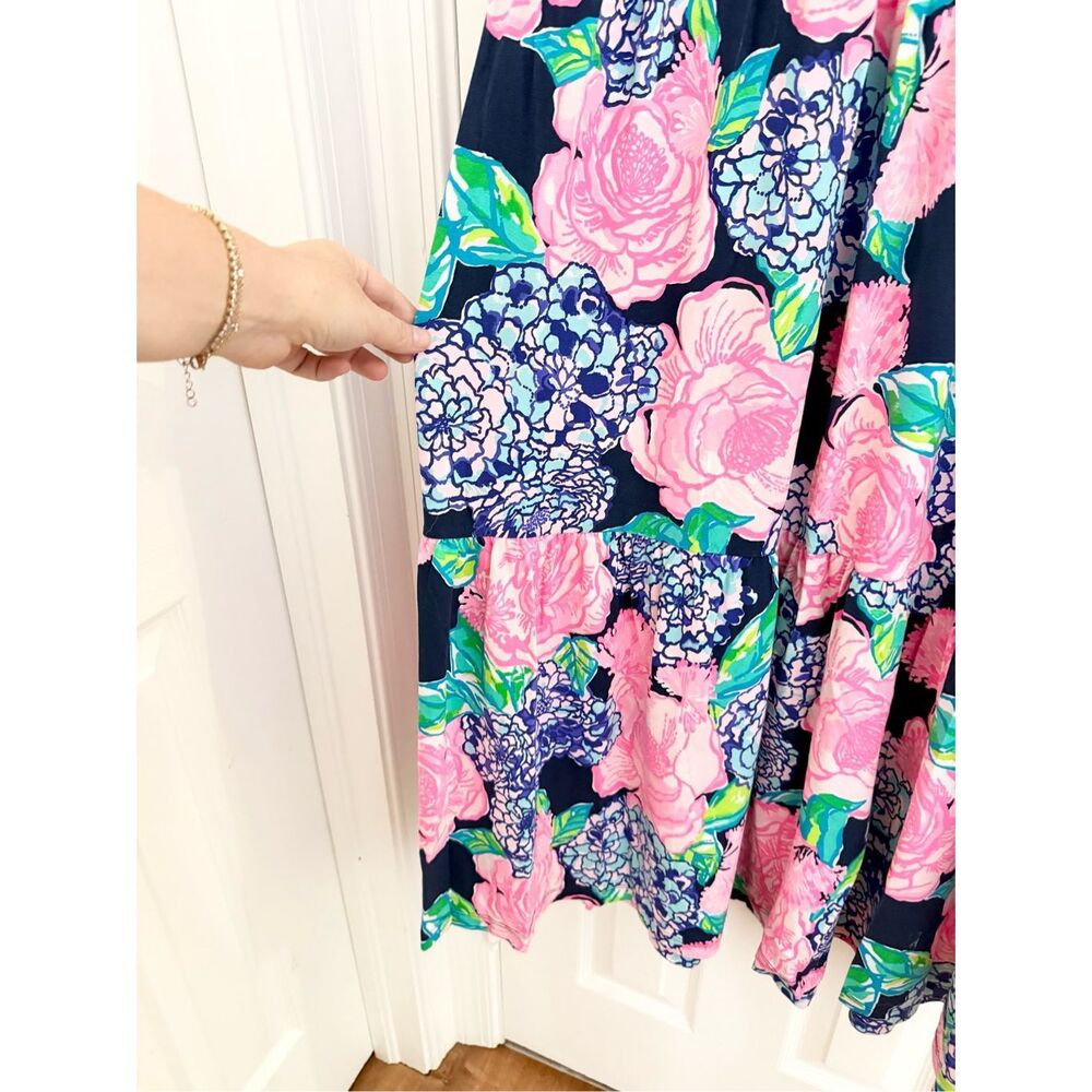 Lilly Pulitzer Navy Hey Hey‎ Bouquet Floral Martinique Tiered Maxi Dress M - Picture 4 of 8